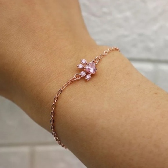 NEW Rose Gold Plated Bracelet - Picture 2 of 3